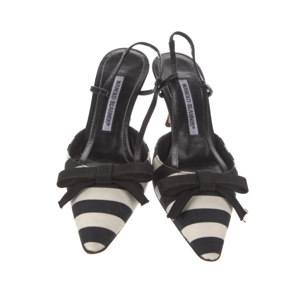 Manolo Blahnik Bow Pumps
